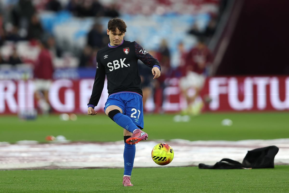 Tóth Alex egyelőre a perceket gyűjti a Premier League-ben, de a Bournemouth ásza, Alex Scott szerint jó igazolás volt