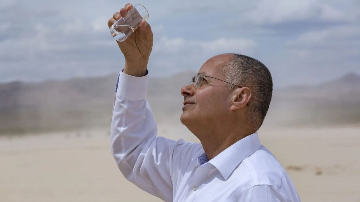 Mentőöv lehet 2 milliárd ember számára a Nobel-díjas tudós találmánya