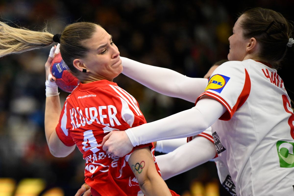 A magyar válogatott Klujber góljával a magyarok szereztek vezetést, de a dánok már az első félidőben eldöntötték a meccset 