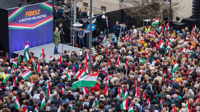 Orbán Viktor országjárás
Hódmezővásárhely
kampány
választás
Lázár János