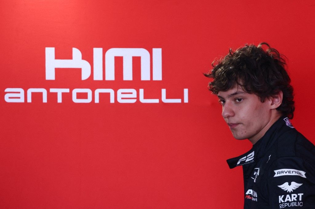 Az olasz Mercedes-pilóta, Andrea Kimi Antonelli a Kínai Nagydíj megnyerésével a Forma–1 történetének második legfiatalabb futamgyőztese lett