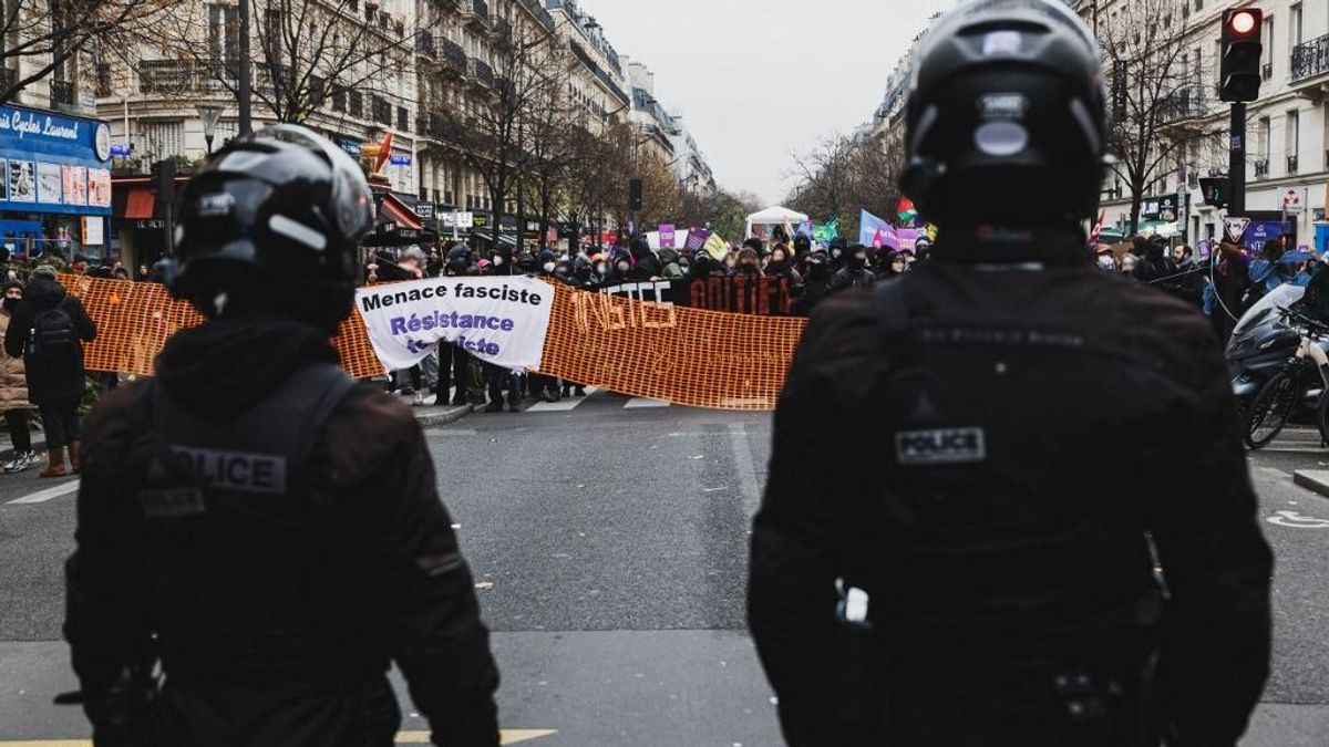 Antifasiszták tartják terrorban az egyetemi városokat Franciaországban