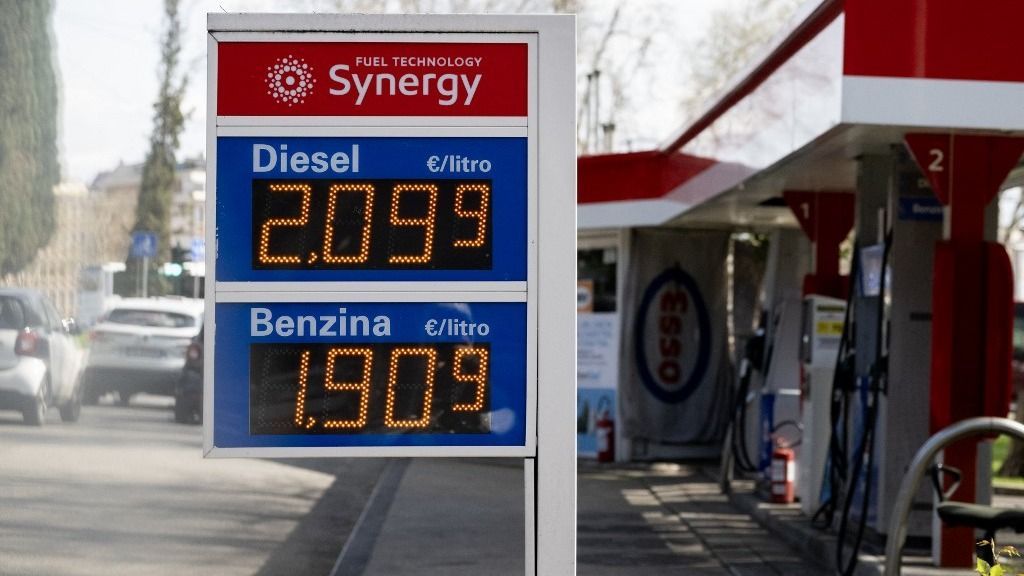 Továbbra is nagyon magasak az üzemanyagárak Olaszországban