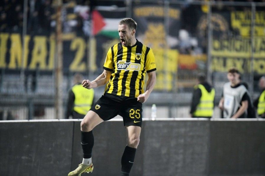 Varga Barnabás az AEK egyik nagy sztárja