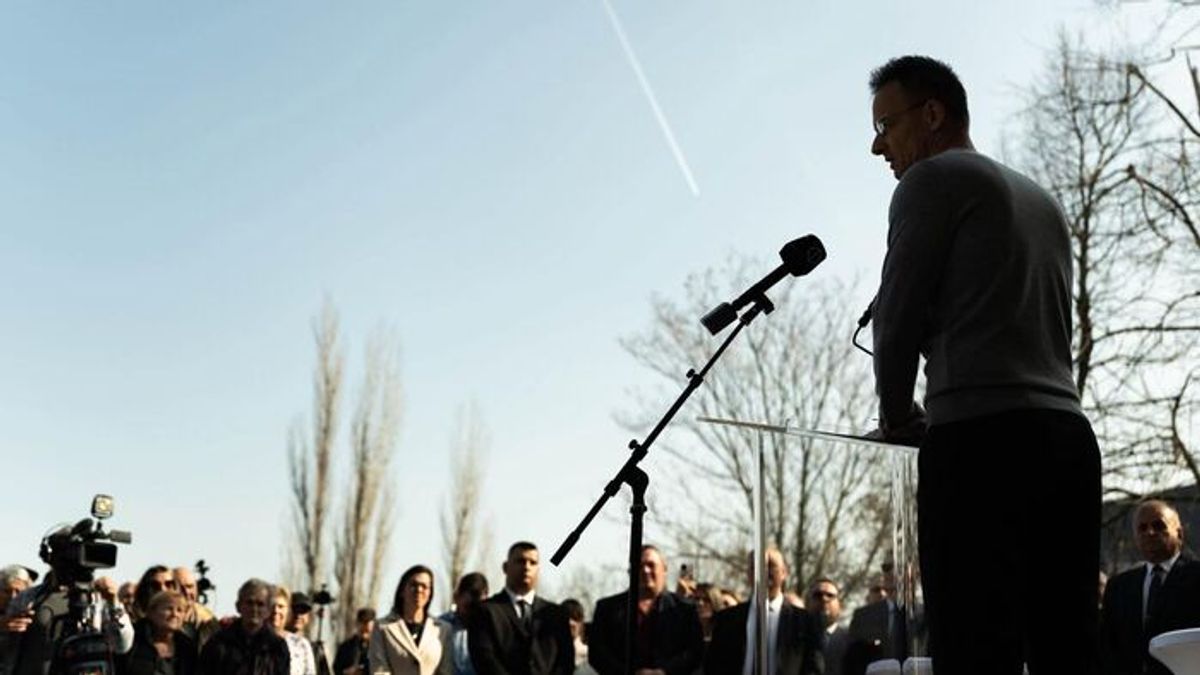 Hungary FM: Ukrainians Will Run Out of Money Before We Run Out of Oil