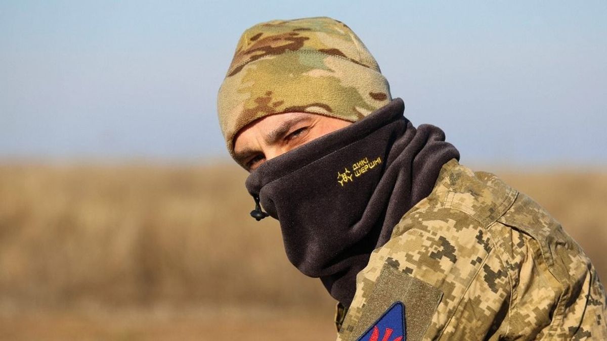 Több kilométerre is benyomulnak az orosz csapatok az ukrán főparancsnok szerint