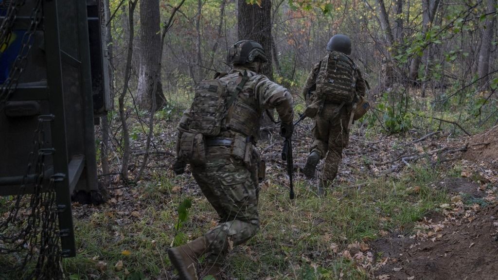 Orosz védelmi vonalat tört át az ukrán hadsereg