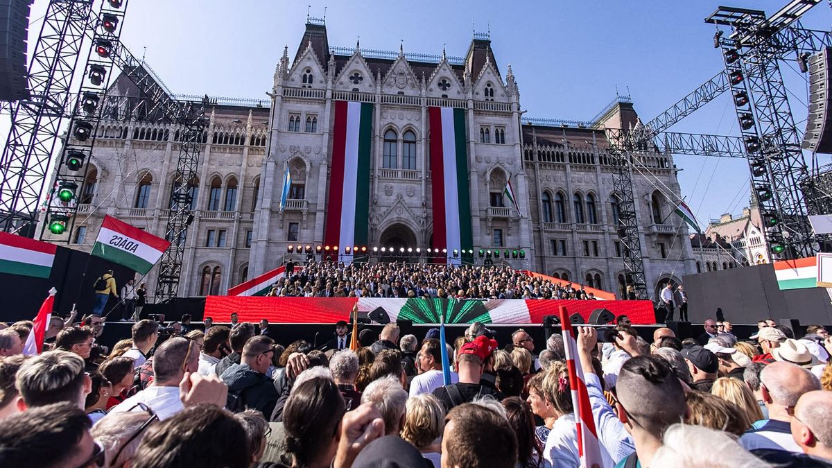 Szijjártó Péter: Azt, hogy mit kíván a magyar nemzet, mindenhol meghallják