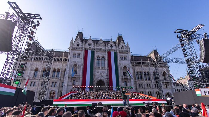 Kossuth tér március 15. Lázár