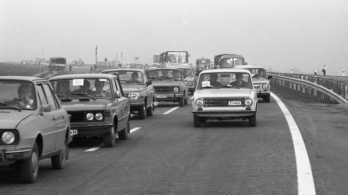 Retró filmfelvétel került elő: így épült az M1-es autópálya + videó