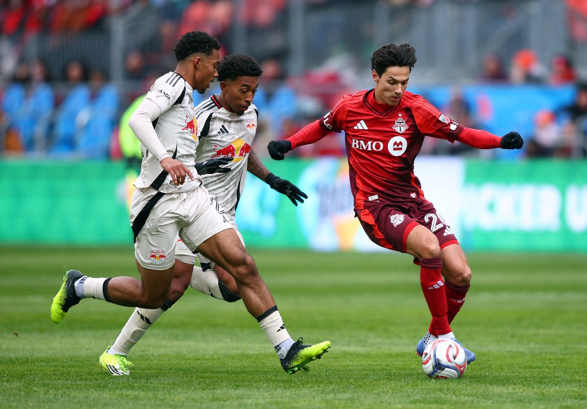 A Red Bull New York játékosai is tudták, hogy kire kell figyelni, Sallói Dániel mégis gólt lőtt a Toronto színeiben az MLS-meccsen