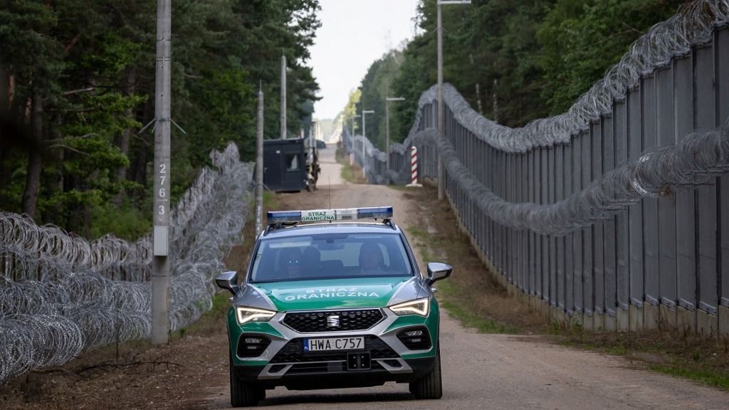 Lengyelország kerítést húz az ukrán határra