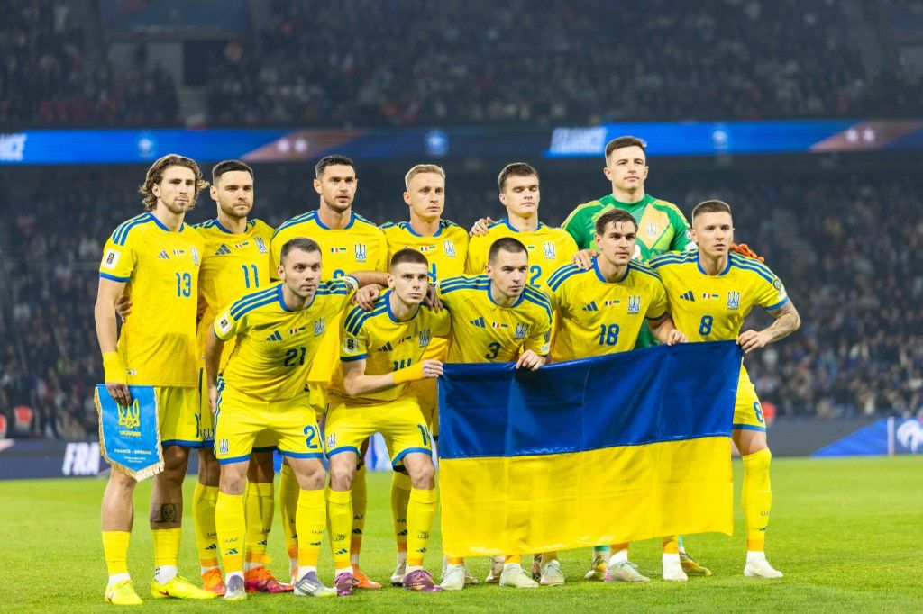 Ukrajna és a nemzeti érzés. Szerhij Rebrov erre épít a Svédország elleni világbajnoki pótselejtezőn, húszezer ukrán szurkoló buzdíthatja a csapatot Valenciában