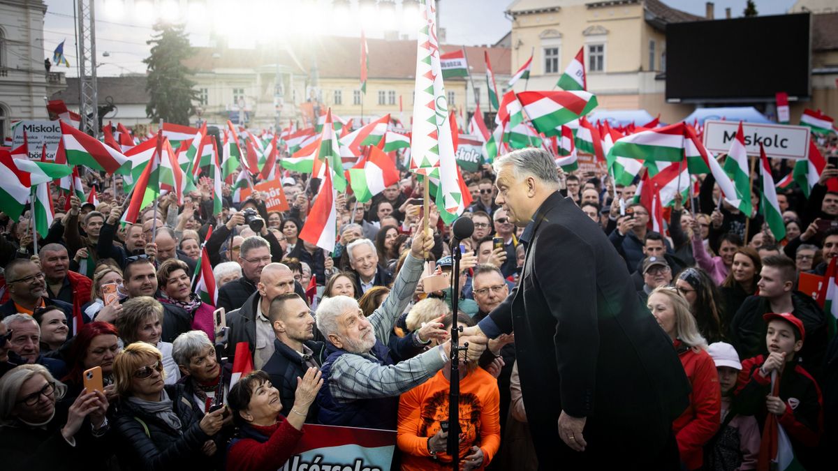 Orbán Viktor a Patrióta Nagygyűlésen: Mi nyíltan beszélünk arról, hogy át akarjuk venni az Európai Unió irányítását