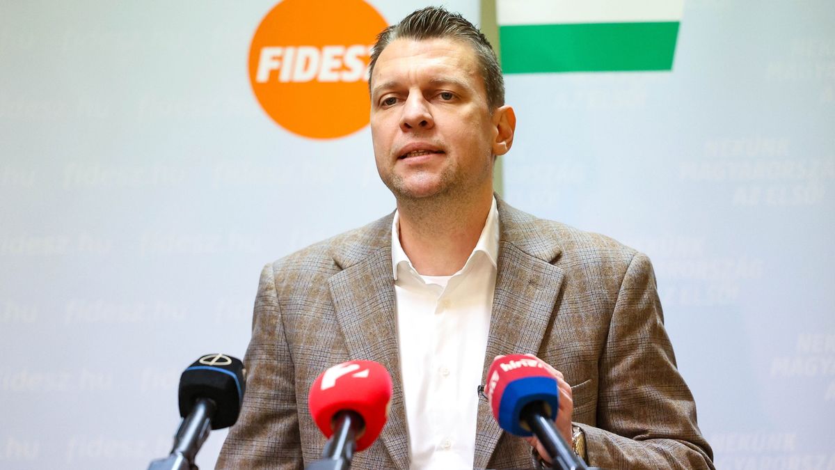 Menczer Tamás: Gratulációm Zelenszkijnek a brüsszeli díjhoz!