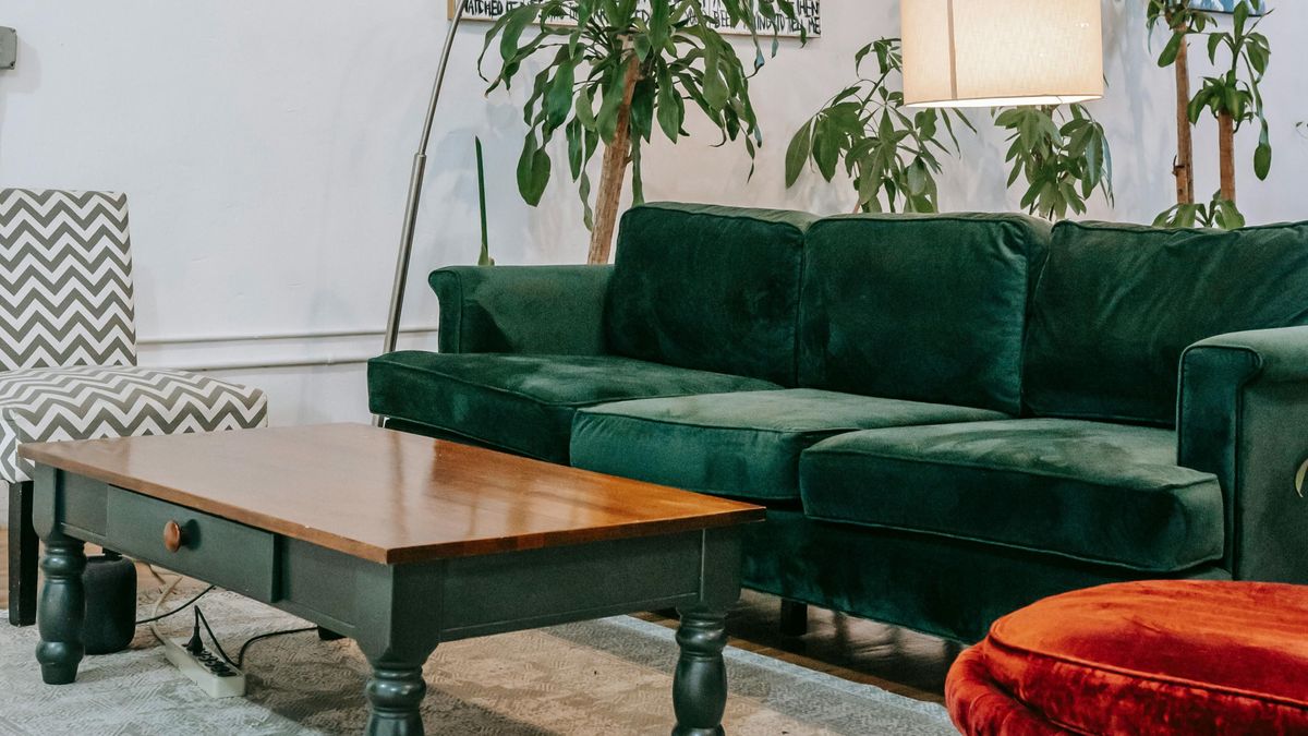 Este, a kanapén lett meg a böjtje, hogy senkinek nem szólt a Veszprém vármegyei nő egész nap, hogy rosszul érzi magát