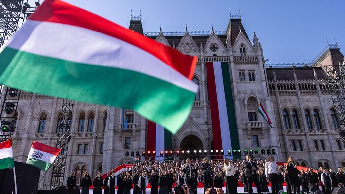 Kossuth tér március 15.