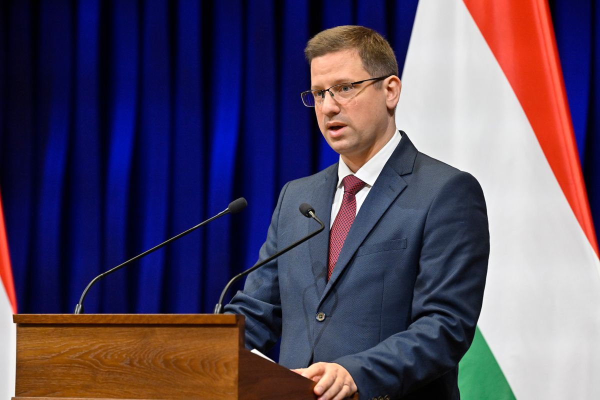 Budapest, 2026. március 19.
Gulyás Gergely, a Miniszterelnökséget vezető miniszter a Kormányinfó sajtótájékoztatón a Karmelita kolostorban 2026. március 19-én.
MTI/Máthé Zoltán