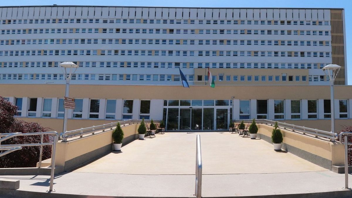 Több mint 31 milliárd forintból korszerűsítik az egészségügyi intézményeket