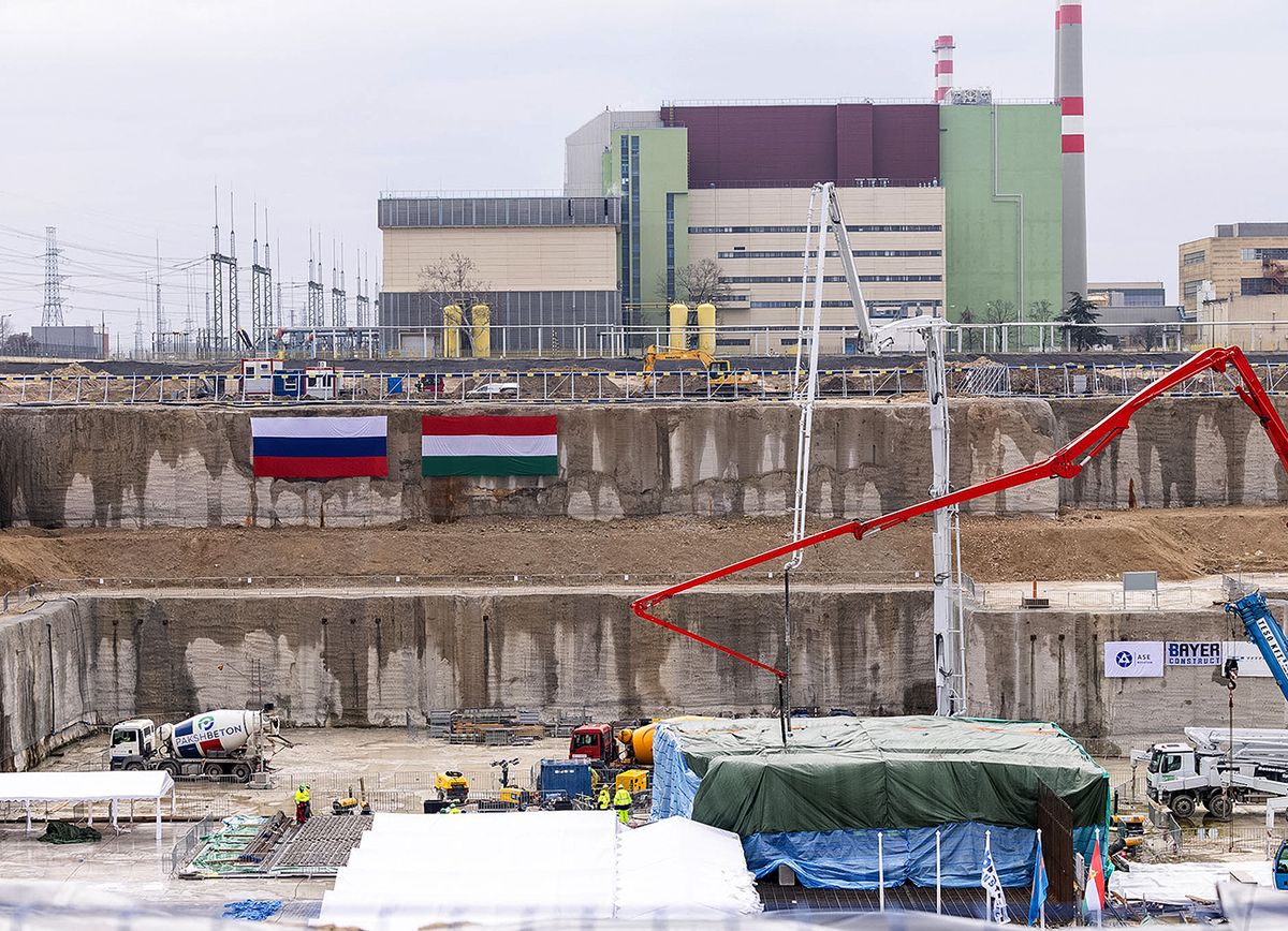 20260205 Paks
Paks II. Atomerőmű első betonöntési ünnepségét, amellyel megkezdődött az építési területén a Paksi Atomerőmű 5. blokk reaktorépületének alapozása.
fotó: Polyák Attila PA
MW