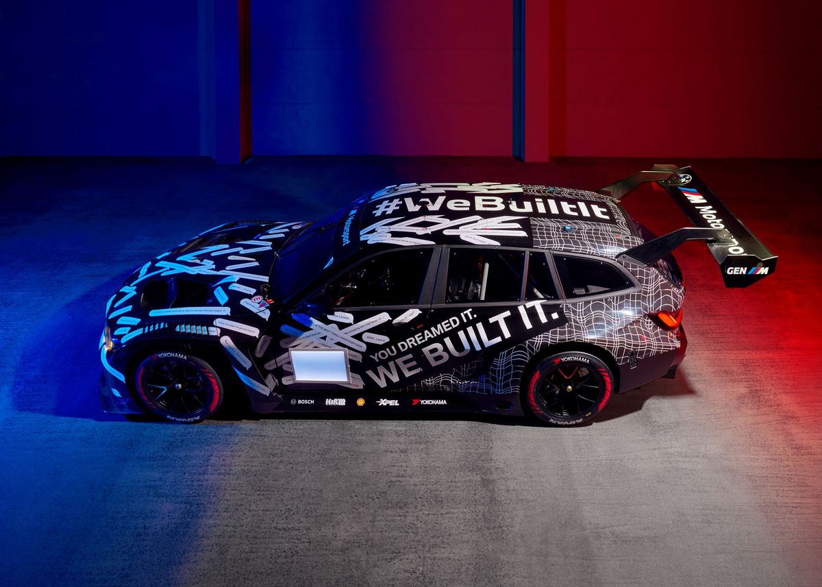 BMW M3 Touring GT3