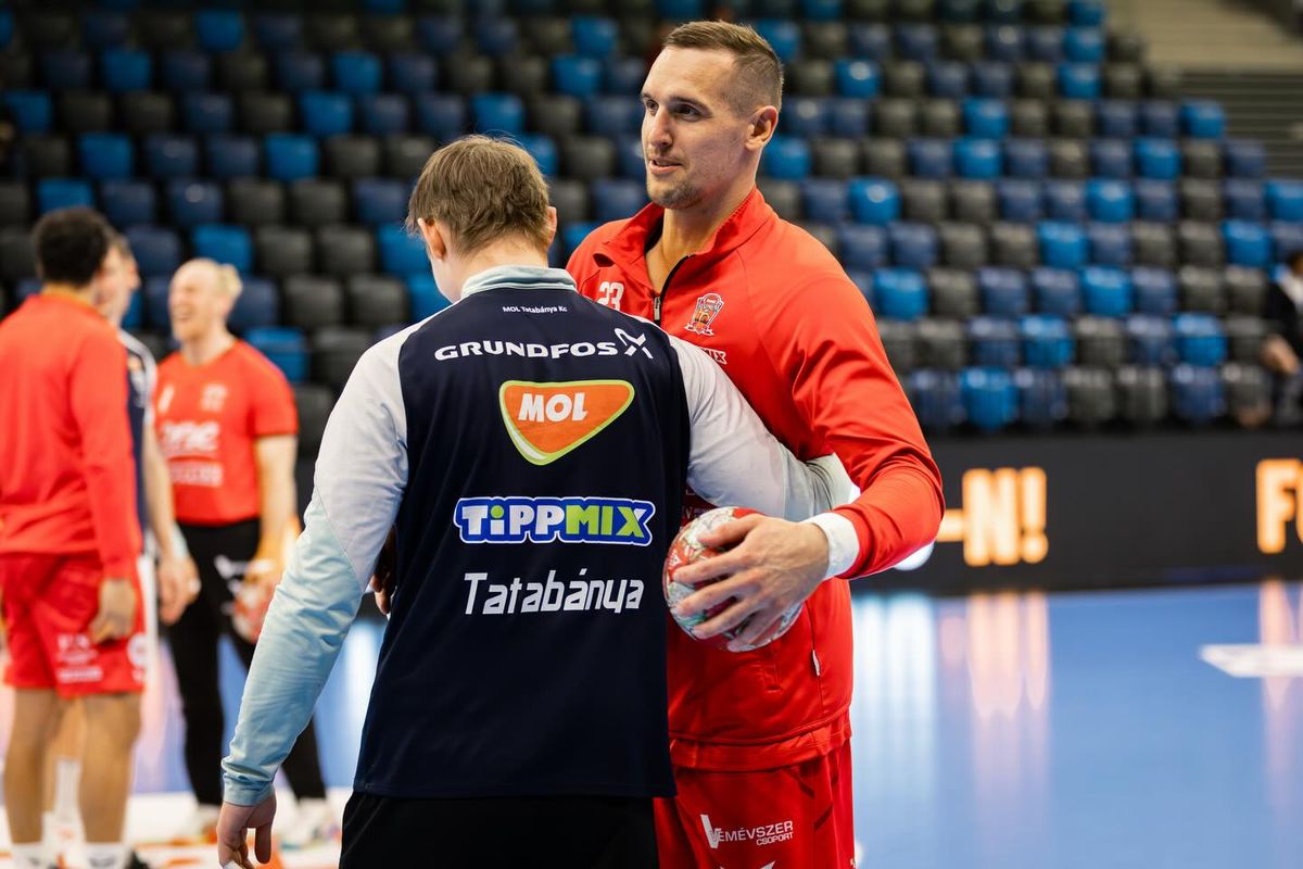 A Veszprém és a Tatabánya játszotta a forduló rangadóját. Fotó: Mol Tatabánya KC