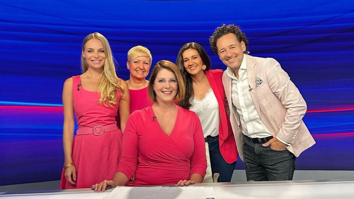 Letarolták a TV2 hírolvasójának az autóját, itt vannak a fotók