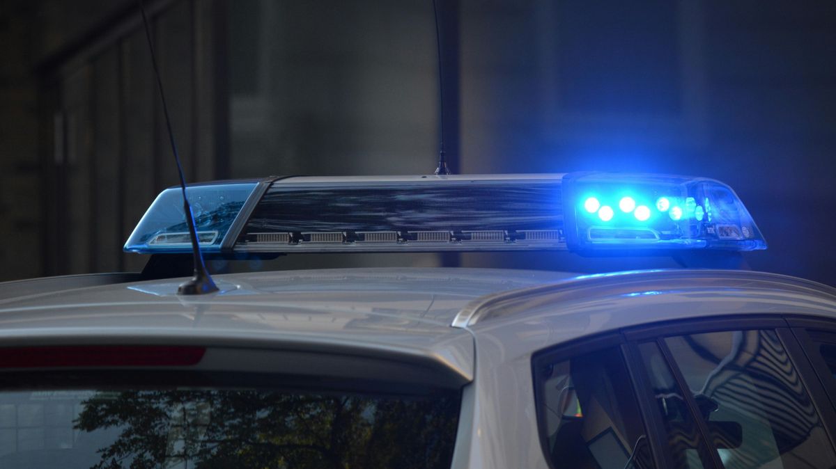 Fegyverrel lőtt a szomszédban játszó gyerekekre a debreceni férfi, mert zavarta, hogy hangosan fociznak