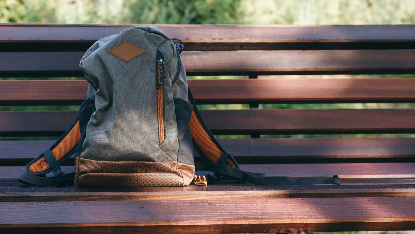 táska,hátizsák,mysterious