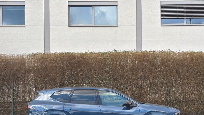 BMW iX3 teszt
