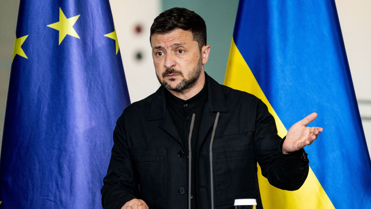 Söpredéknek, kóbor kutyáknak nevezte a magyarokat a Zelenszkij-imádó ukrán politikus + videó