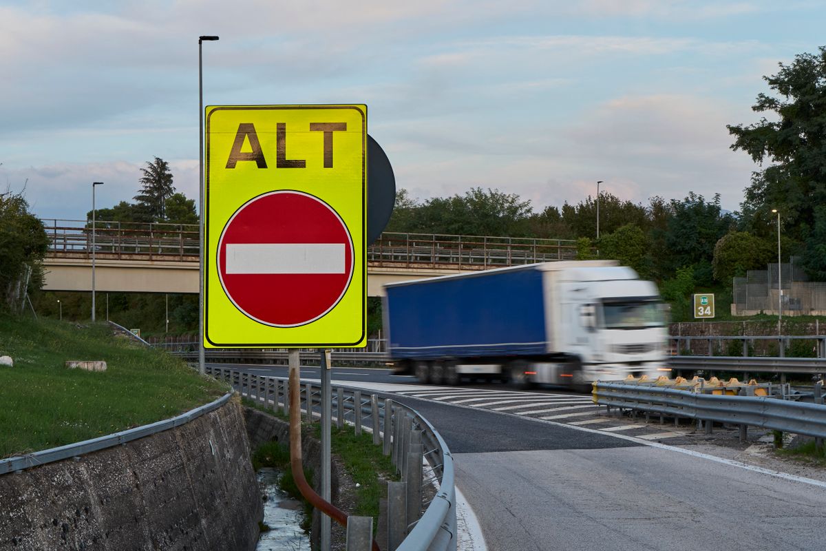 A fuvarozók szerint  helyzet tarthatatlan, miután üzemeltetési költségeik az egekbe szöktek