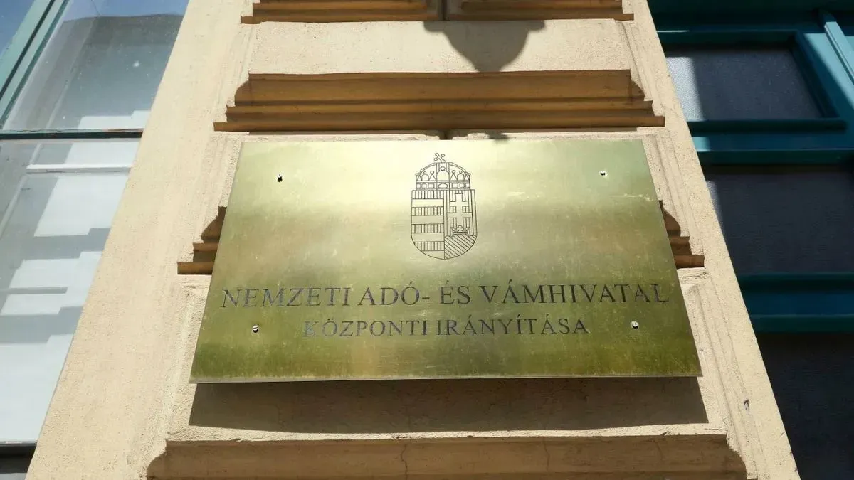 NAV: fontos határidő jár le ma éjfélkor