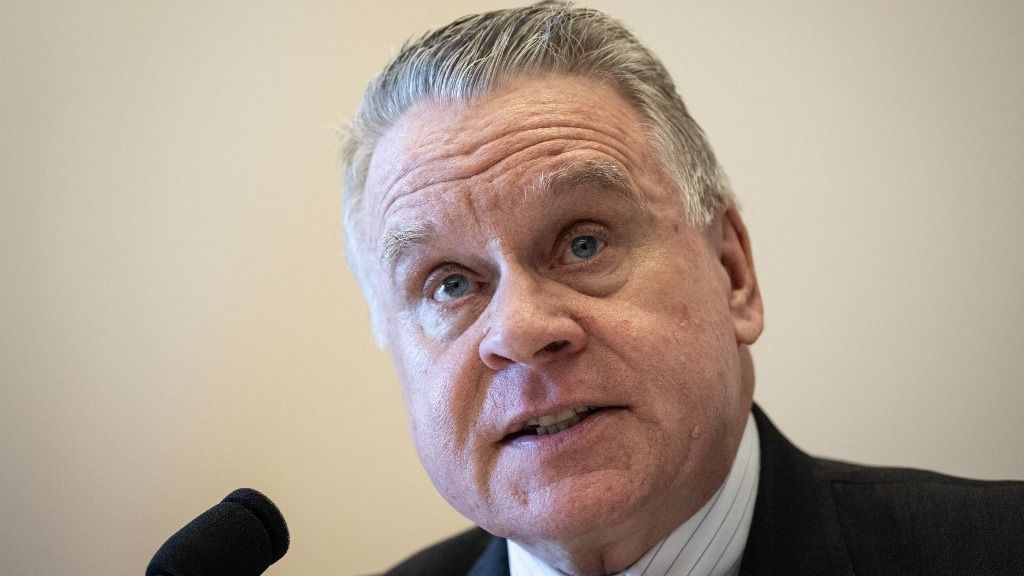 Chris Smith és Andy Harris amerikai képviselők határozott bírálatot fogalmaztak meg