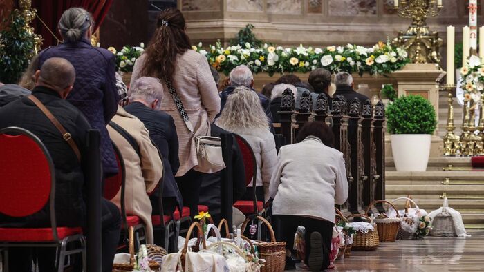 Húsvétvasárnapi ünnepi szentmise