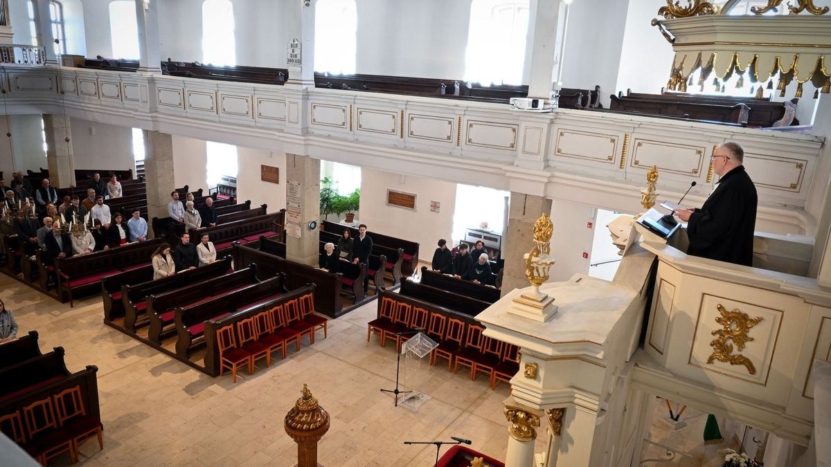 Szemerei János: A húsvéti örömhír összeköt és nem szétforgácsol