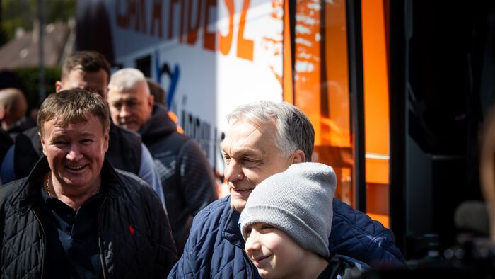 Orbán Viktor országjárás 
kampány