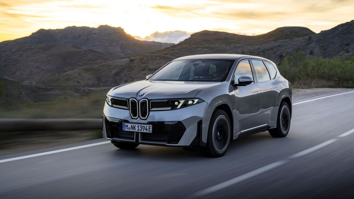 A magyar gyártású BMW lett a „Világ év autója”