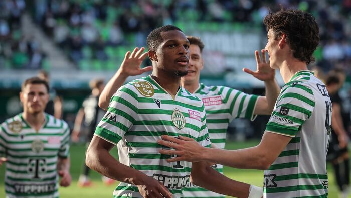 Az FTC mindkét félidőben egy-egy gólt rúgott, így legyőzte az Ádám Martint is foglalkoztató Paksot az NB I-ben