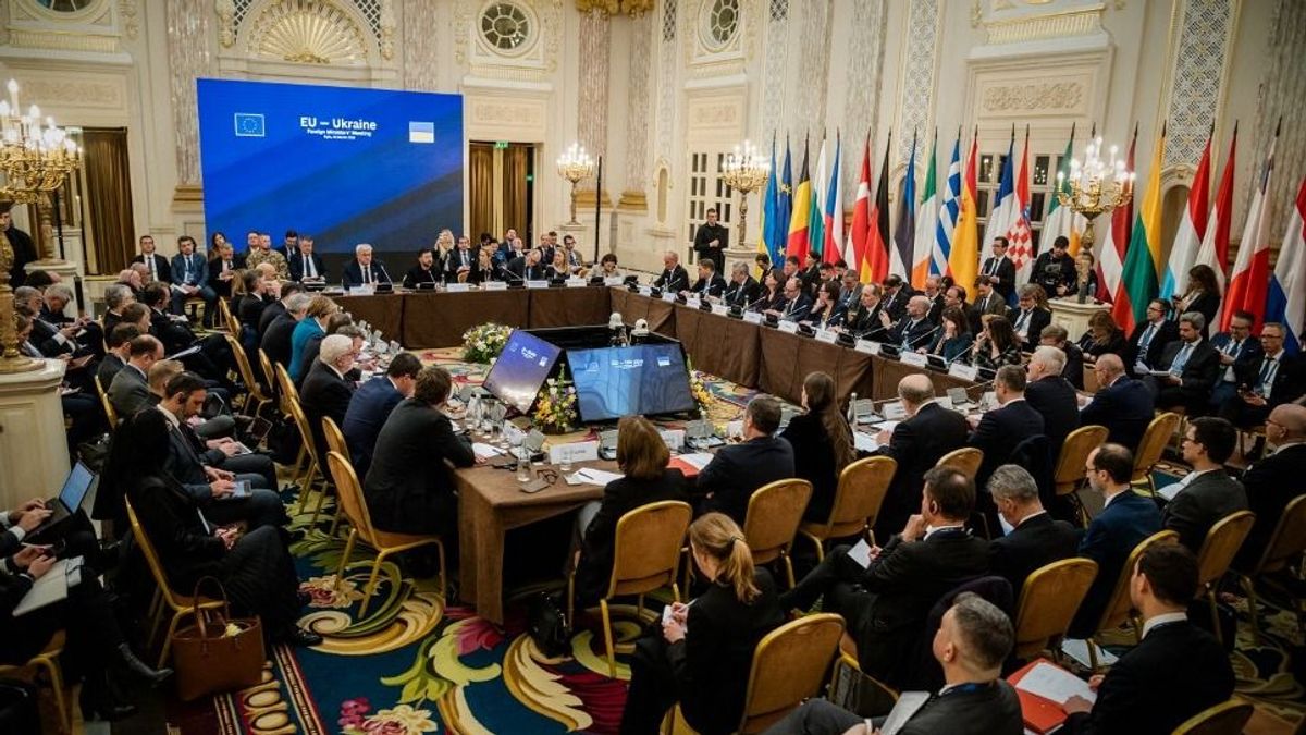 Az ukrajnai pénznyelő új szintre lépett – kevés lesz a kilencven milliárd eurós hitel