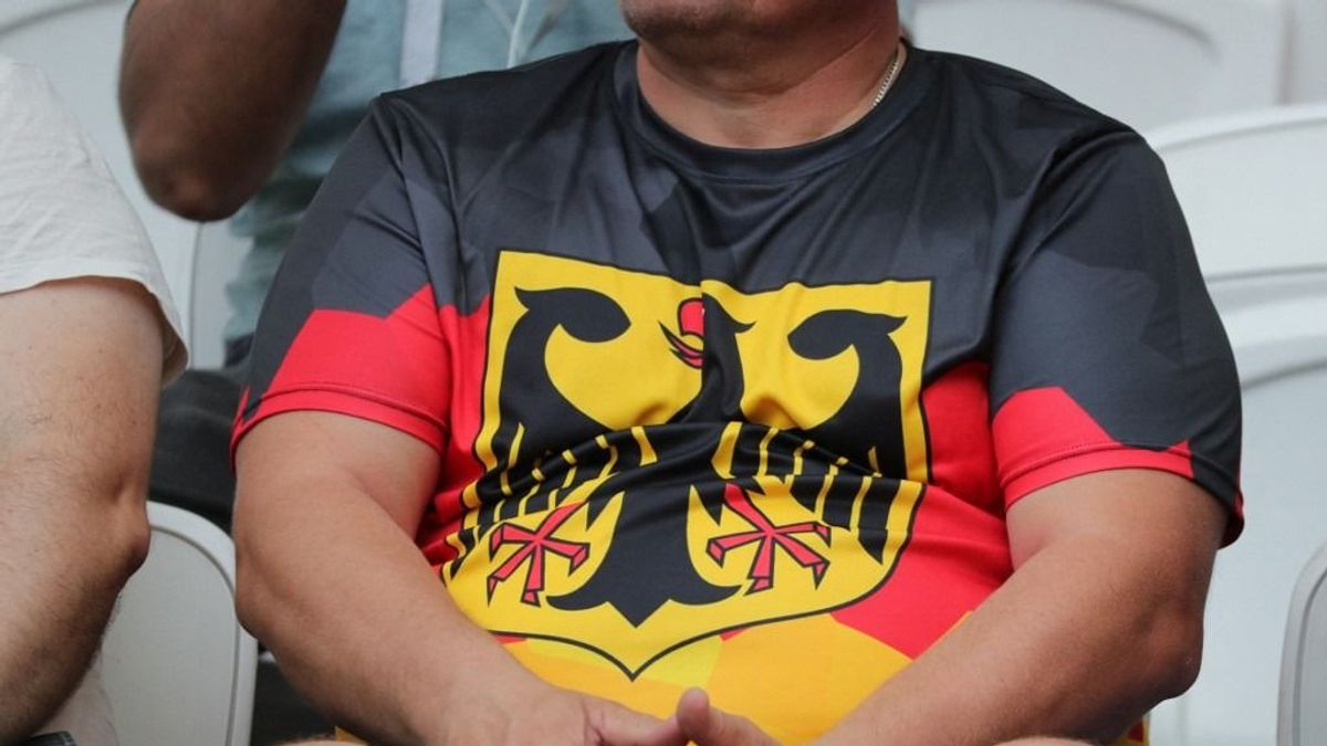 A kieső csapat rántotta halálba a nagyképű focivilágbajnokot