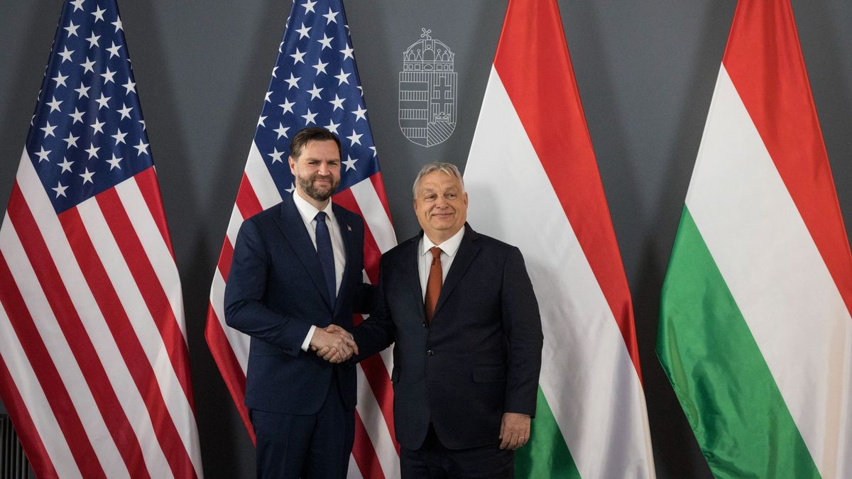 Kiszelly Zoltán: Orbán Viktor az egyetlen európai vezető, aki minden nagyhatalommal tárgyal