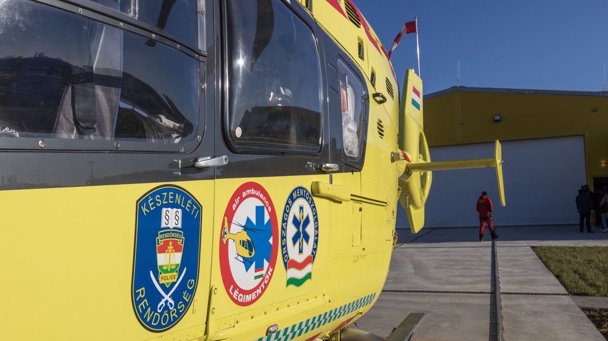 Marcali, 2023. december 18.
Mentőhelikopter a mintegy 785 millió forintból megépült marcali légimentőbázison az átadás napján, 2023. december 18-án.
MTI/Katona Tibor