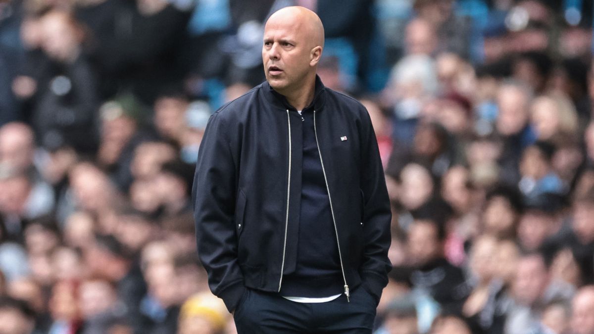 Gerrard szerint ez a mérkőzés dönthet Slot sorsáról – nem a PSG elleni