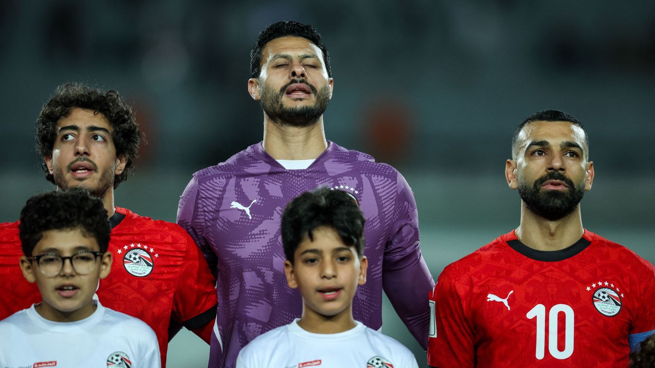 Szalah régi harcostársa óriási botrány főszereplője lett, alig bírták megvédeni a bírót + videó