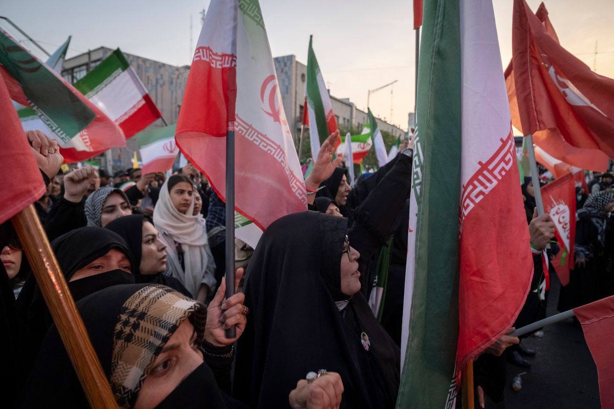 Irán nem sokkal a Hormuzi-szoros megnyitása után ismét lezárta azt