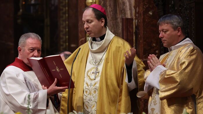 Húsvétvasárnapi ünnepi szentmise