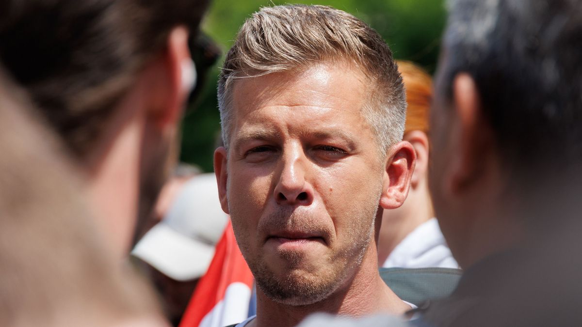 A Magyar Nemzetet és a Hír TV-t nem engedték be Magyar Péter sajtótájékoztatójára + videó