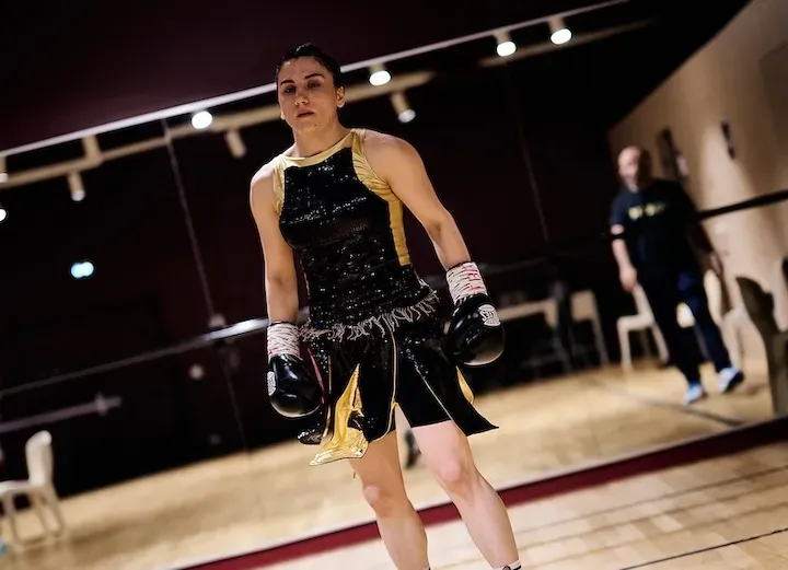 Caroline Dubois következő ellenfele az IBF világbajnoka, a veretlen Elif Nur Turhan lehet