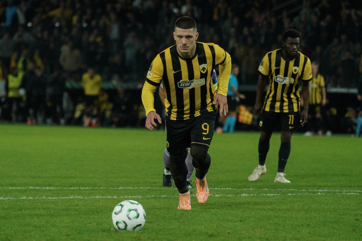 Luka Jovics márciusban a legjobb volt a görög ligában, Varga Barnabás még a listán sincs